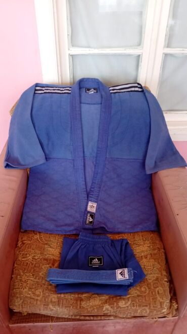 İdman formaları: Salam aleykum Oglan ve qiz uşaqlari ucun teze karate geyimleri satiram — 13