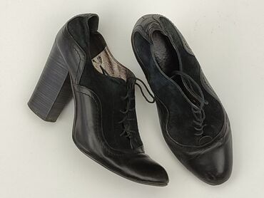 jeansy przetarte damskie: Flat shoes for women, 39, condition - Good