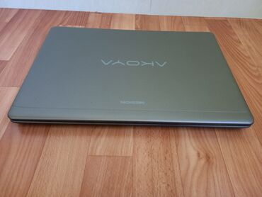 Ostali laptopovi i netbook računari: Intel Pentium, 4 GB OZU, 15.6 " — 8