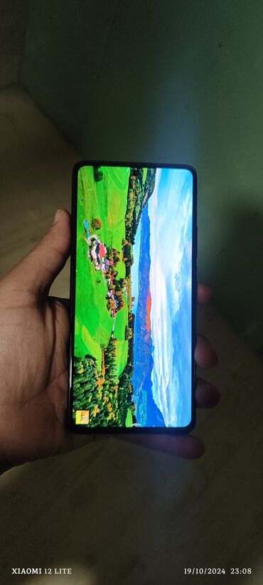 Xiaomi: Xiaomi 11T, 128 GB, rəng - Qara, 
 Düyməli, Barmaq izi, İki sim kartlı