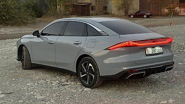 продаю авто ман: Geely Galaxy L6: 2025 г., 1.5 л, Автомат, Гибрид, Седан — 3