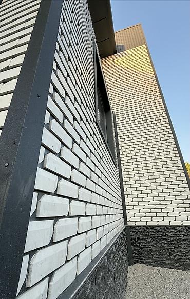 дом на: Продается уютный 2-уровневый дом 🏡 📐 Площадь: 190 м² 🌿 Участок: 2,7 — 5