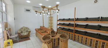 Mağazalar: Obyekt Şexsi Obyektdi, Tam binaların ortasında yerleşir. yaxınlıgında — 13