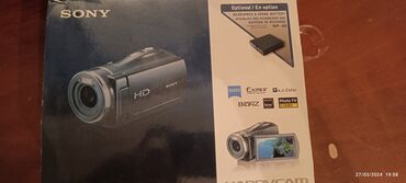 video kamera: Yenidir,heç istifadə olunmayıb.Lazım olmadığı üçün satılır