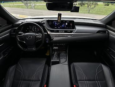 lexus es гибрид: Lexus ES: 2019 г., 2.5 л, Вариатор, Гибрид, Седан — 10