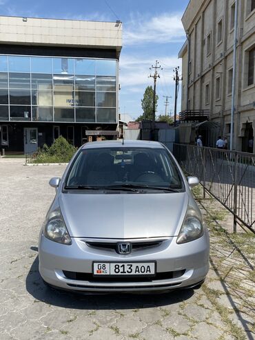 ош жаз: Honda Jazz: 2002 г., 1.3 л, Механика, Бензин, Хетчбек