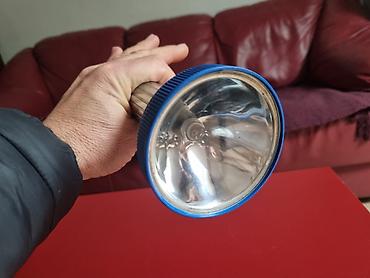 marke harmonika: Stara baterijska lampa VARTA – velika, original iz 80-ih - Klasičan — 4
