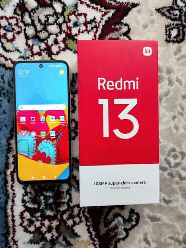 Redmi: Redmi, Redmi 13, Б/у, 256 ГБ, цвет - Золотой, 2 SIM