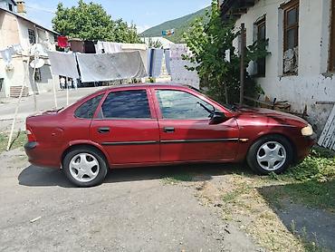 Opel: Opel Vectra: 1.6 l | 1997 il 490000 km Sedan — 2