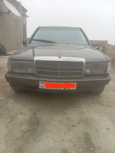 mercedes vito 7 1: Mercedes-Benz 190: 2 l | 1993 il Sedan