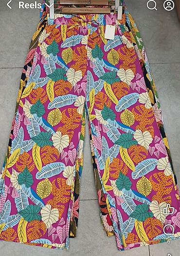 mickey mouse: Siroke pantalone raznih sarenih dezena i boja sa elasticnim pojasem — 5