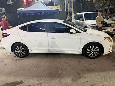 bazar kg: Hyundai Avante: 2018 г., 1.6 л, Автомат, Бензин, Седан — 4