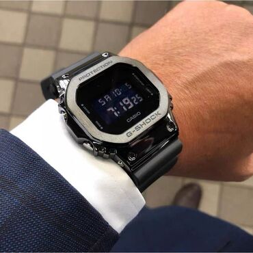 Аксессуарлар: Спорттук сааттар саат, Casio (G-Shock), Таймер жана секунда өлчөгүч, Суу өткөрбөөчү, Унисекс