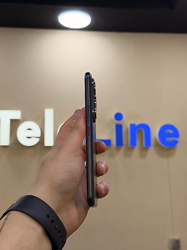 Мобильные телефоны и аксессуары: Honor 400 Pro, 256 ГБ, цвет - Черный, Гарантия, Кредит, Отпечаток пальца — 3
