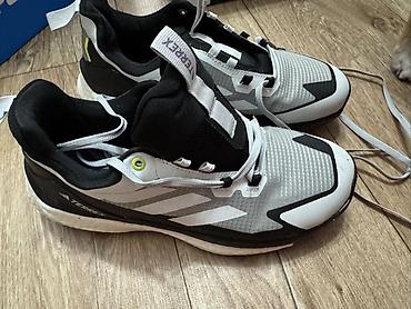 ботинки адидас: Мужские кроссовки, 42.5, 43, Adidas, Б/у, цвет - Черный, Самовывоз — 1
