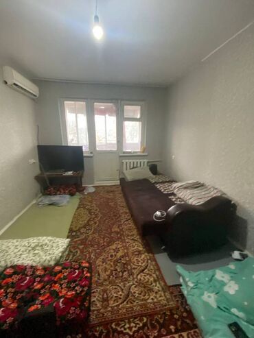 срочная продажа авто бишкек: 2 бөлмө, 43 кв. м, 104-серия, 4 кабат, Эски ремонт
