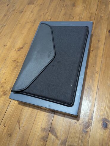 ASUS: ASUS ZenBook um425u Alınan gündən məndə olub Texniki qulluğu vaxtı — 12