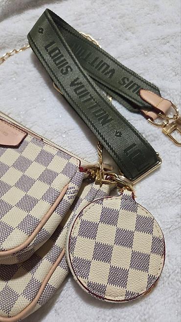 novcanici diana: Nova torbica, nekorišćena i odmah dostupna. 👜✨ Moderan i praktičan — 2