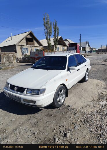 продаю с доплатой мне: Volkswagen Passat: 1994 г., 1.8 л, Механика, Бензин, Седан