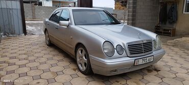 Mercedes-Benz: Mercedes-Benz : 1996 г., 2.3 л, Автомат, Бензин, Седан