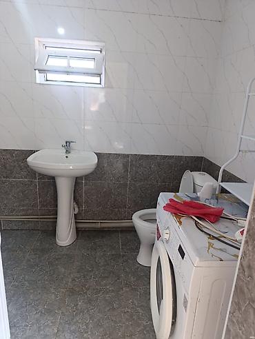 Долгосрочная аренда домов: 80 м², 4 комнаты, Утепленный — 2