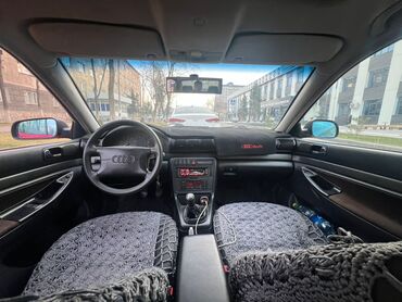 Audi: Audi A4: 1995 г., 1.8 л, Механика, Бензин, Седан — 14