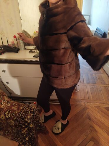 toxunma yun donlar: Qadın xəz paltosu – FEMINA - Brend: FEMINA (etiket daxilində) - Rəng