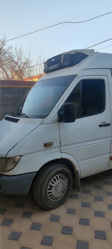 Легкий грузовой транспорт: Легкий грузовик, Mercedes-Benz, Б/у at lalafo.kg — 4 Легкий грузовой транспорт: Легкий грузовик, Mercedes-Benz, Б/у — 4