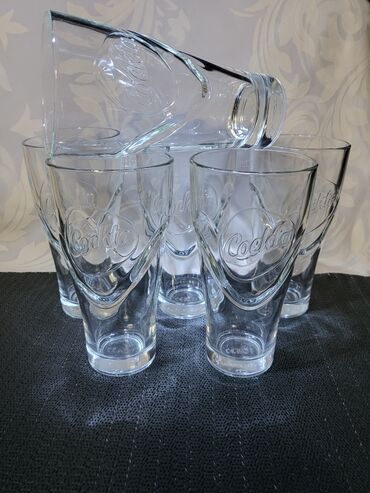 Čaše: Vintaz,nove original Cockta case. Case Cockta sve na njima odsjaj od — 6