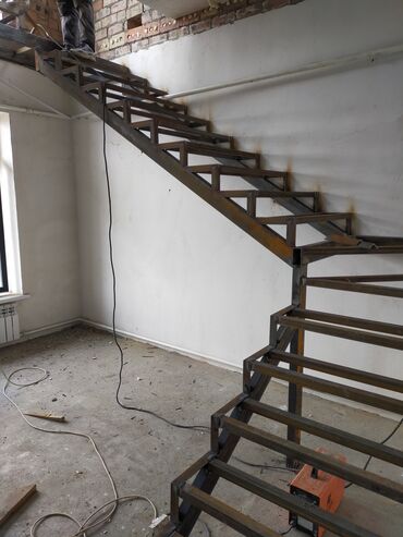 Обшивка лестниц: Обшивка лестниц — 16