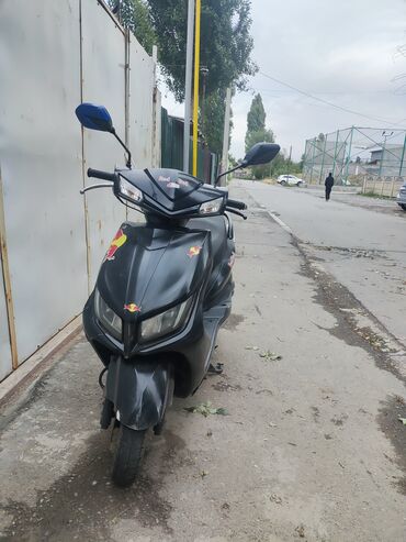 Скутеры: Скутер M8, 125 куб. см, Бензин, Б/у at lalafo.kg Скутеры: Скутер M8, 125 куб. см, Бензин, Б/у