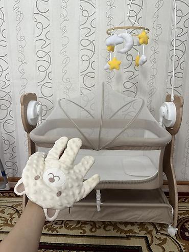 кровати медицинские механические: 🤎 Продам электронную детскую кроватку-люльку Cool Baby 🤎 ✨ Стильная — 4