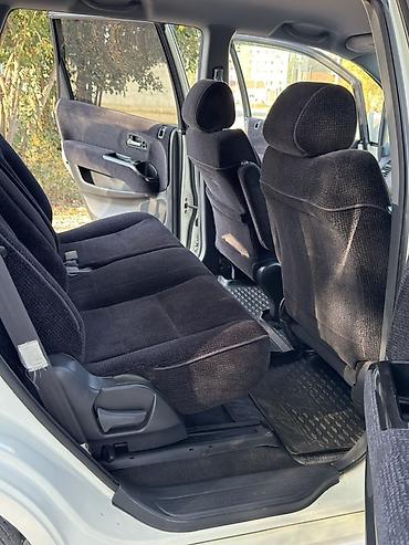 honda git: Honda Orthia: 2002 г., 2.3 л, Автомат, Бензин, Минивэн — 9