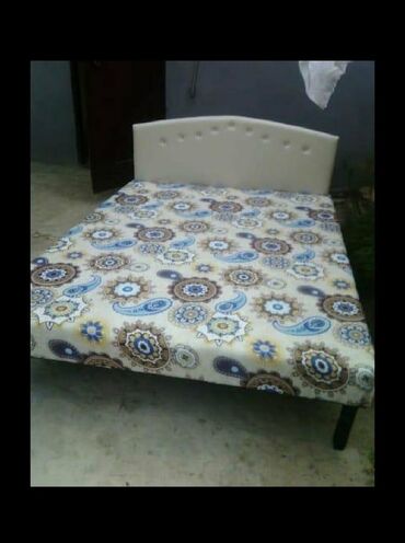 Çarpayılar: Kravat Təzə hazırları var Çatdırılma münasib qiymətə Bir nəfərlik — 13