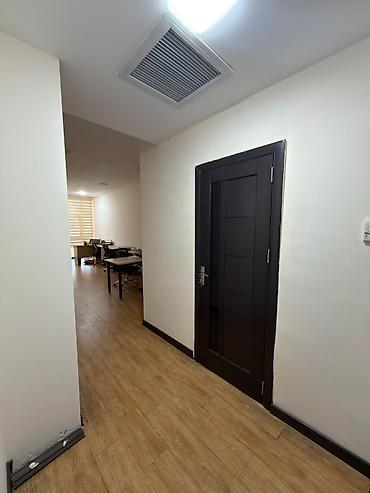 samux makler: Nəsimi rayonu, Rəşid Behbudov küçəsində plazada yeni təmirli 3 otaqlı — 6
