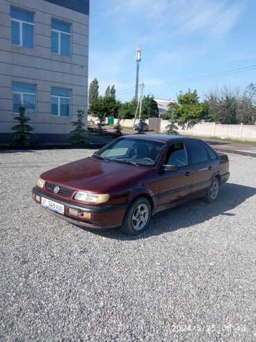 машина на 150000: Volkswagen Passat: 1994 г., 2 л, Механика, Бензин, Седан