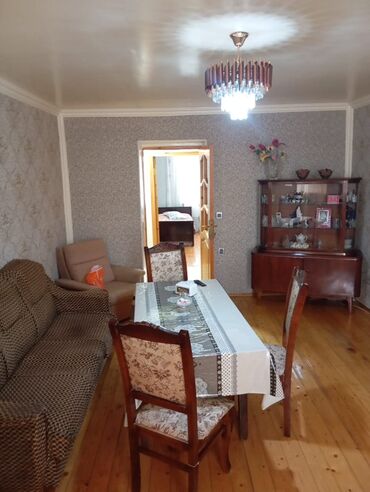 Həyət evləri və villaların satışı: Salam səliqəli evdir heçbir xərc təlləb etmir bina evidir sabirabad — 13