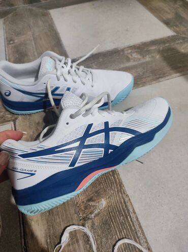 Patike: Asics — 4