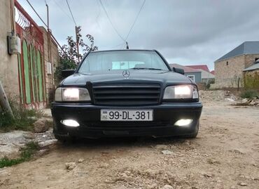 фольксваген пассат б5 1 8: Mercedes-Benz C -180 -Salam maşın 3 ildi özündədir. Xırda xərcləri