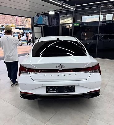 byd e2 2025: Hyundai Avante: 2022 г., 1.6 л, Автомат, Газ, Седан — 2