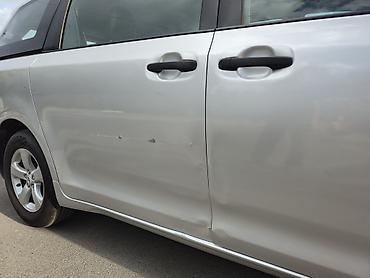 нисан сиена: Toyota Sienna: 2010 г., 2.7 л, Автомат, Бензин, Минивэн — 5