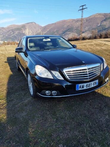 Οχήματα: Mercedes-Benz E 300: 3 l. | 2011 έ. Λιμουζίνα