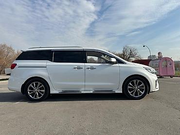 Kia: Kia Carnival: 2019 г., 2.2 л, Автомат, Дизель, Минивэн — 10