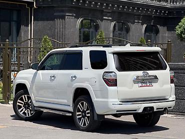Toyota: Toyota 4Runner: 2023 г., 4 л, Автомат, Бензин, Внедорожник — 4