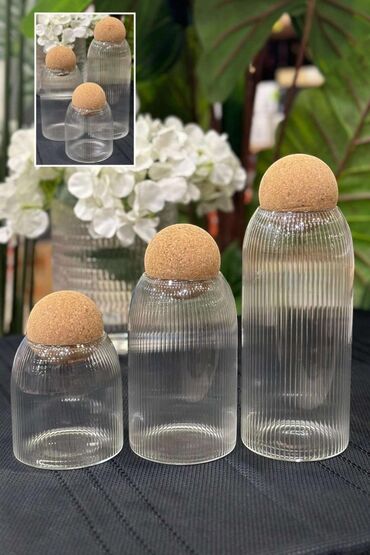 Digər qab-qacaq və mətbəx ləvazimatları: Ərzaq qabı 3-lü dest
material şüşe — 10