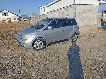 опель вектора с: Toyota Ist: 2003 г., 1.5 л, Автомат, Бензин, Хэтчбэк — 5