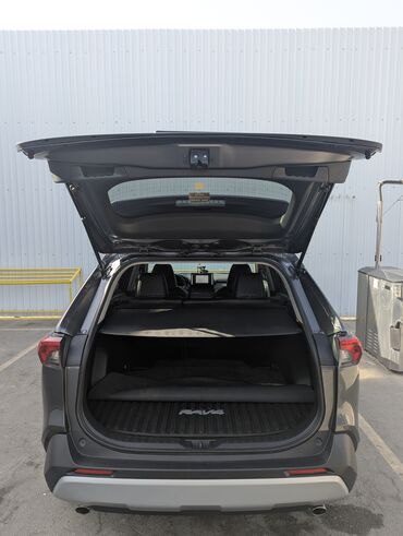 Toyota: Toyota RAV4: 2019 г., 2.5 л, Автомат, Бензин, Внедорожник — 16