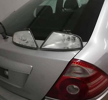 Delovi motora: FAROVI ZA SVE MODELE ZA FORD C-MAX, FIESTA, FOCUS . OD 2003. DO — 3