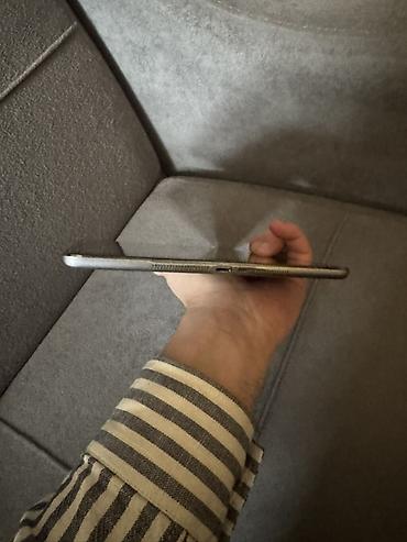 ipad air 2: Apple iPad planşet,16 gb yaddash,tamirda olmayib,yeniliyindan ozumda — 3