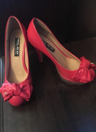 женские розовые туфли: Туфли 37.5, цвет - Розовый